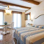 Ξενοδοχείο Mercurio 3*