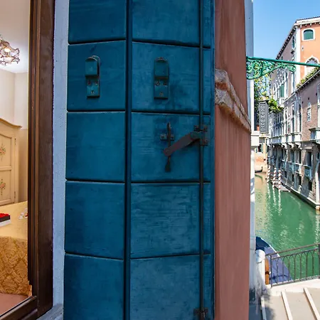 메르쿠리오 호텔 3*