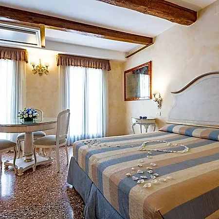 Hotel Mercurio 3*