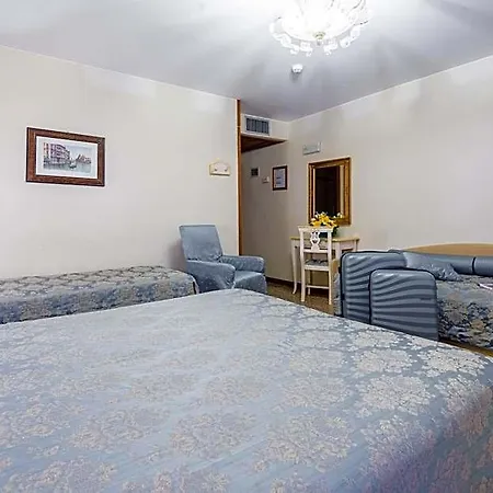 Hotel Mercurio 3*