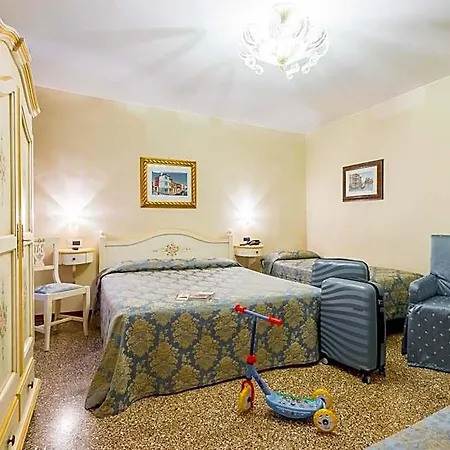 Hotel Mercurio