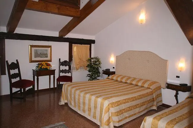 メルキュリオ 3*